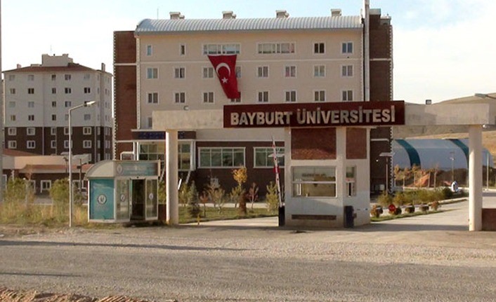 Bayburt Üniversitesi 7 Öğretim Üyesi alıyor