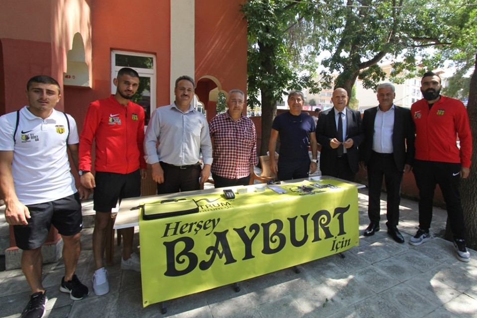 Bayburtspor’a ilk destek belediye başkanından 