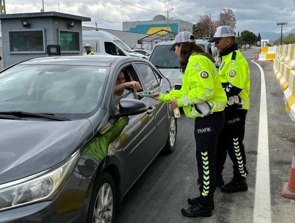 Bayburt’ta 232 personelle bayram denetimleri titizlikle yerine getirildi