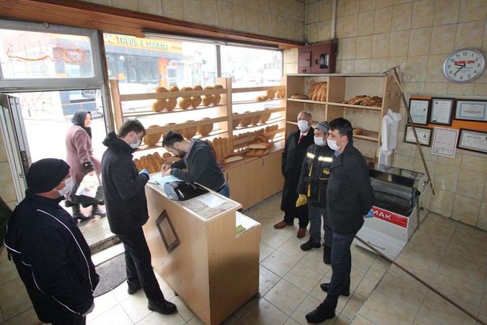Bayburt’ta fırınlarda hijyen ve gramaj denetimi yapıldı 