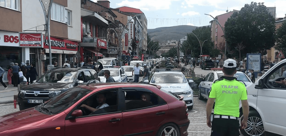 Bayburt’ta gurbetçi yoğunluğu; nüfus ikiye katlandı