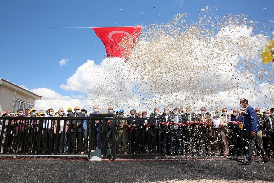 Bayburt’ta Modern Canlı Hayvan Pazarı açıldı 