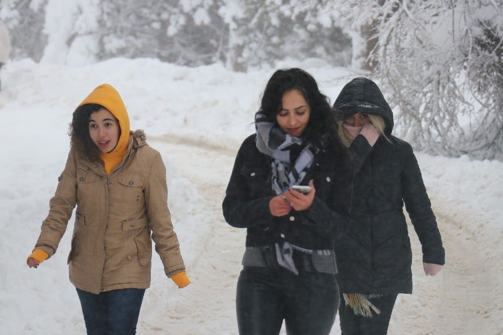 Bayburt’ta Sibirya soğukları yaşanıyor 
