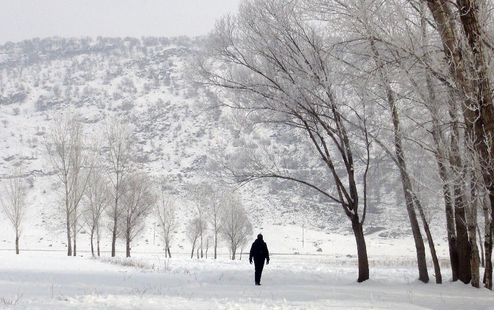 Bayburt’ta soğuk hava etkisini artırdı 