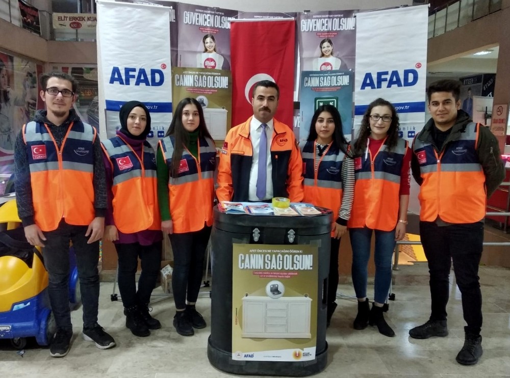 Bayburt’ta vatandaşlar afet konusunda bilgilendirildi 