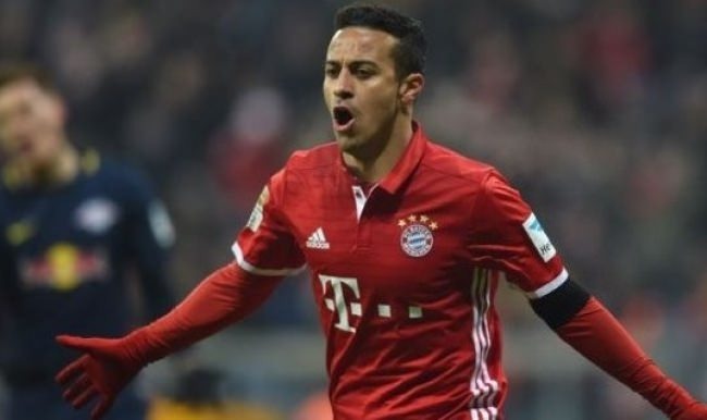 Bayern Münih, Leipzig'i 3 golle geçti