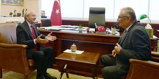 Baykal'dan Kılıçdaroğlu'na: Aday olacaksan ol! Olamayacaksan...