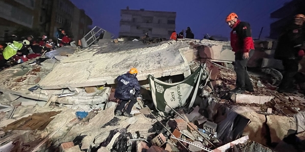 Baykar'dan deprem bölgesine malzeme yardımı