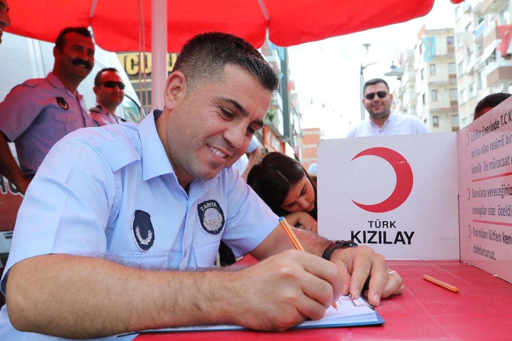 Bayraklı’da Zabıta Haftası etkinlikleri 