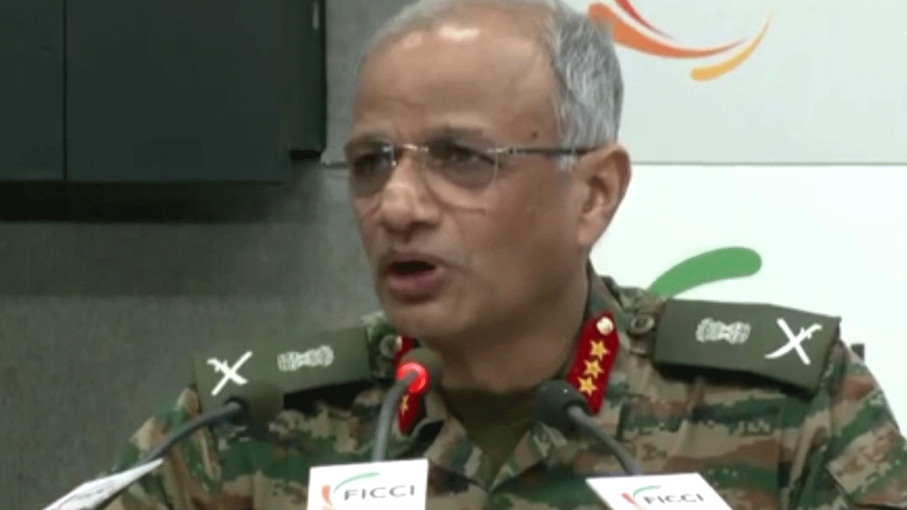 Bayraktar dengelerini bozdu: Türkiye'yi düşman ilan etti!