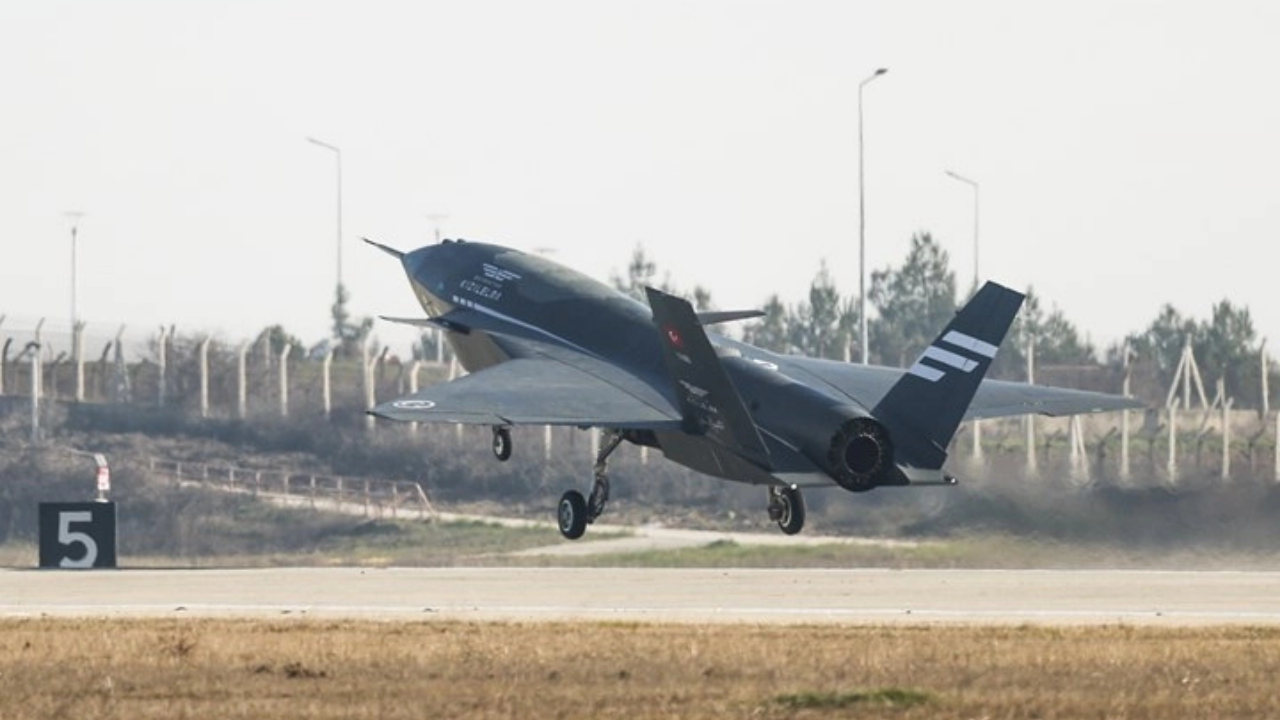 Bayraktar KIZILELMA testi geçti!