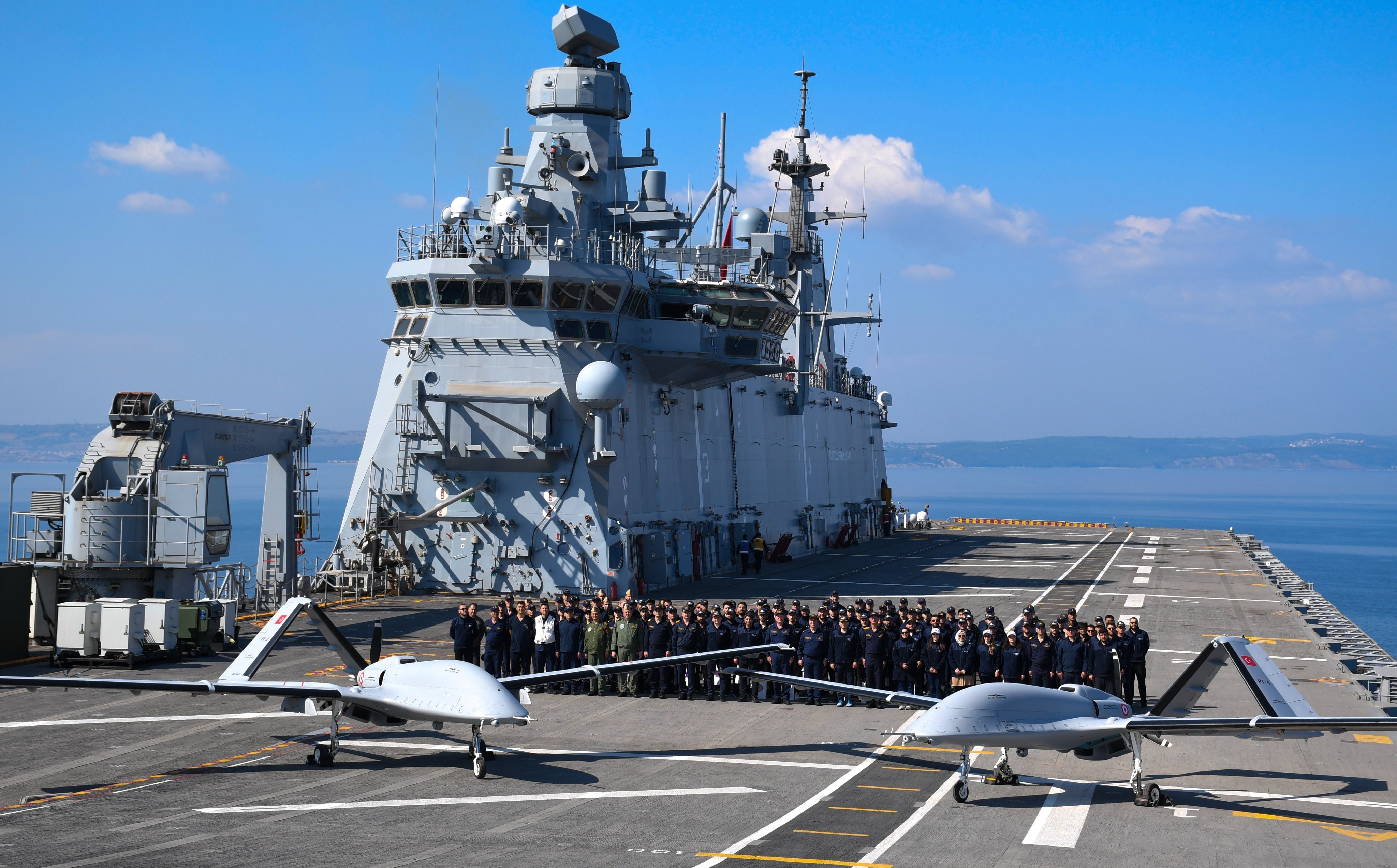 Bayraktar TB3 bu testi de başardı! Kısa Pistli Gemiden Tam Otonom Kalkış-İniş