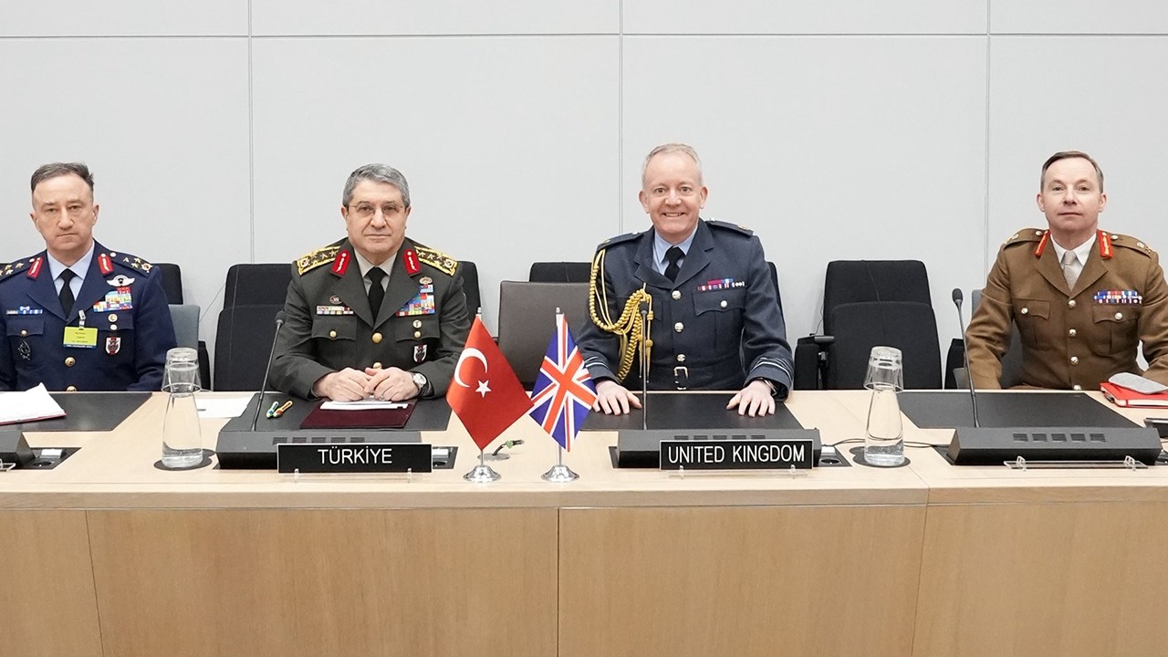 Bayraktaroğlu'ndan Brüksel'de yoğun diplomasi