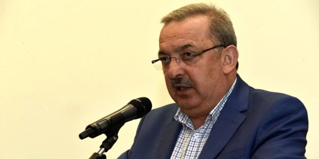 Bayraktutar: Gençlere iyi örnek olamıyoruz