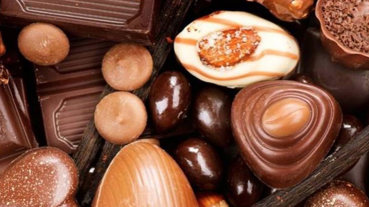 Bayram çikolatalarına dikkat! Uzmanlar peş peşe uyardı: O an neler oluyor?