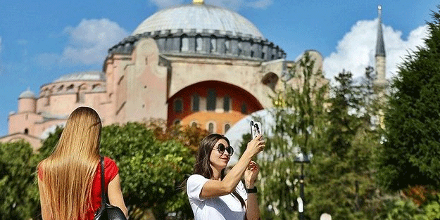 Bayram dolayısı ile şehir boşaldı! İstanbul onlara kaldı