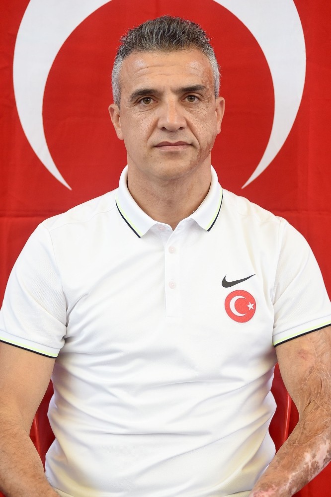 Bayram Kayan başarıya doymuyor 