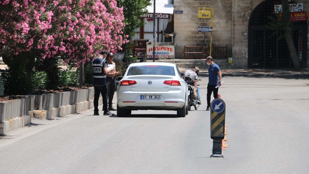 Bayram kısıtlamasında polis uygulamaları devam ediyor 