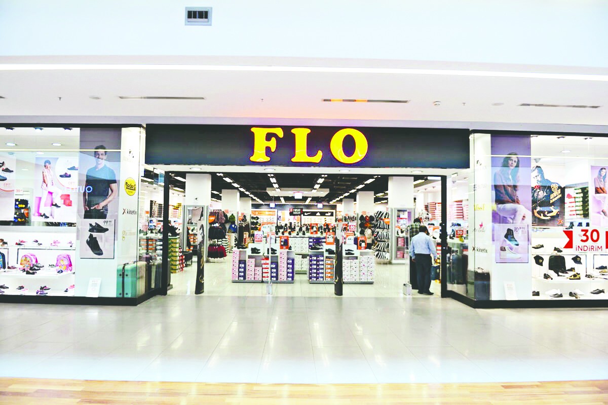 Bayram kombinleri için modeller FLO’da