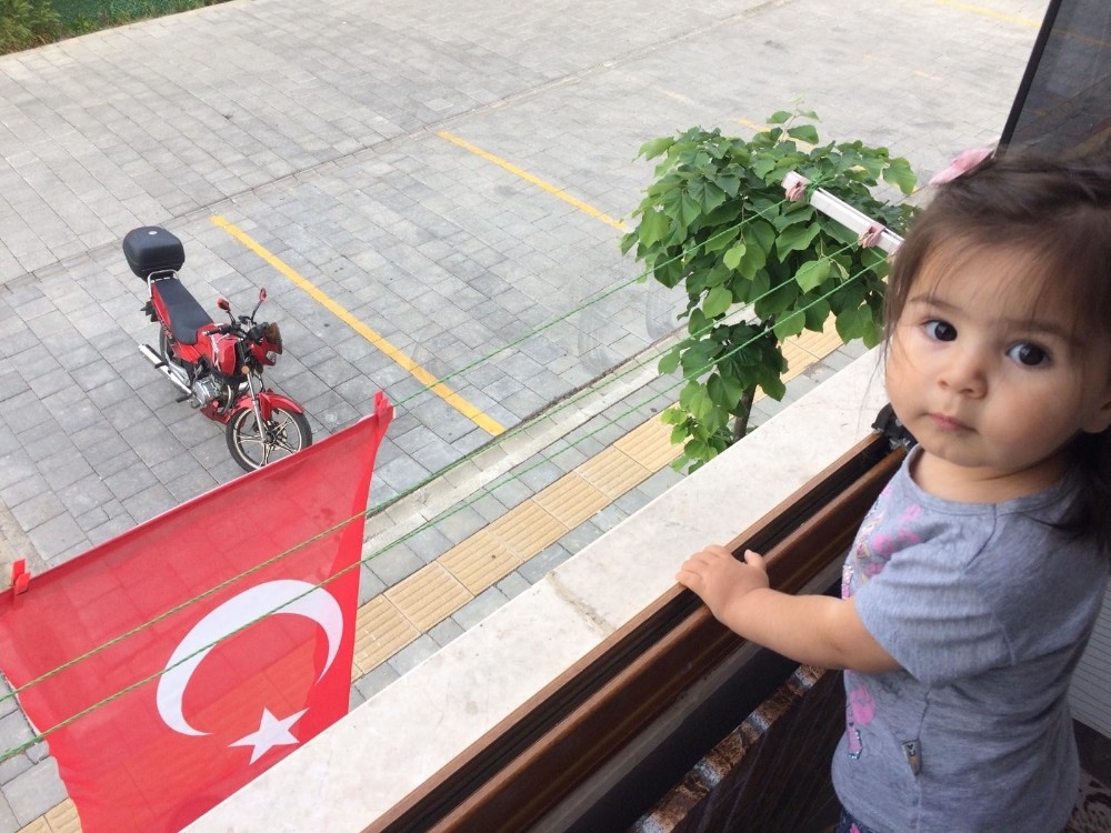 Bayram kutlamasında silahlar konuştu 