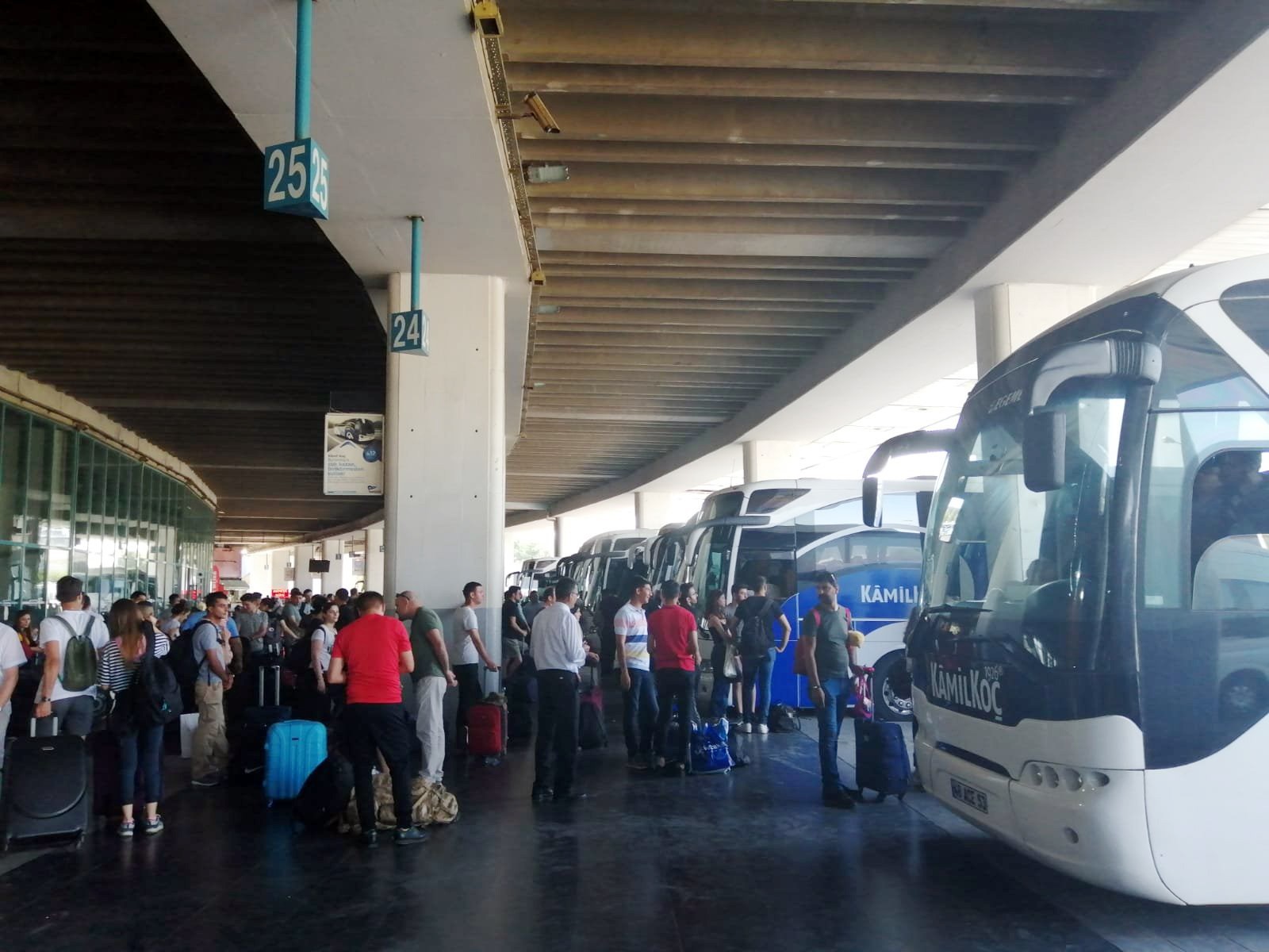 Bayram planı yapanlar dikkat! Otobüs biletleri tükendi