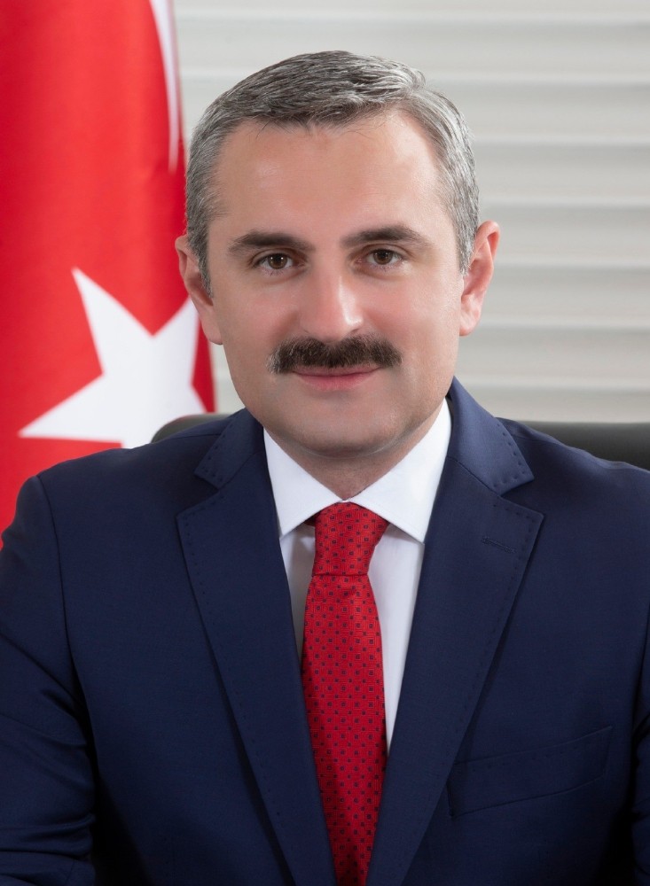 Bayram Şenocak: “Darbe özlemcilerine geçit vermeyeceğiz” 