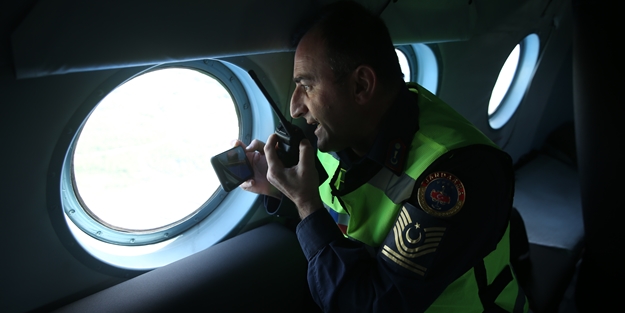 Bayram tatili dönüşü helikopter destekli trafik denetimi