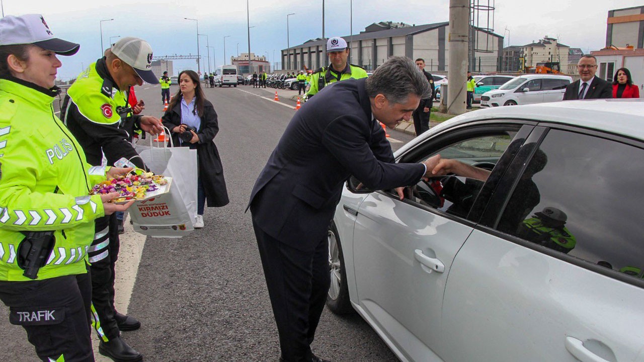 Bayram tatilinde 2 bin 904 sürücüye 9,5 milyon TL ceza kesildi