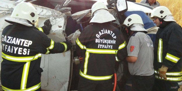 Bayram ziyareti dönüşü feci kaza: 3 ölü, 5 yaralı