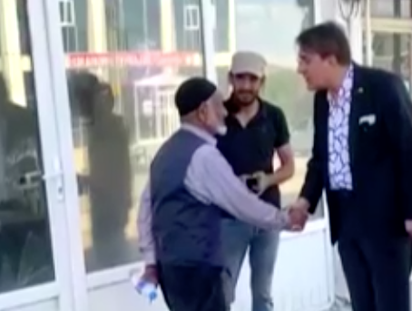 Bayram ziyaretinde olay diyalog! Erzurumlu dede, AK Partili vekili başka partiden zannedince bakın ne oldu