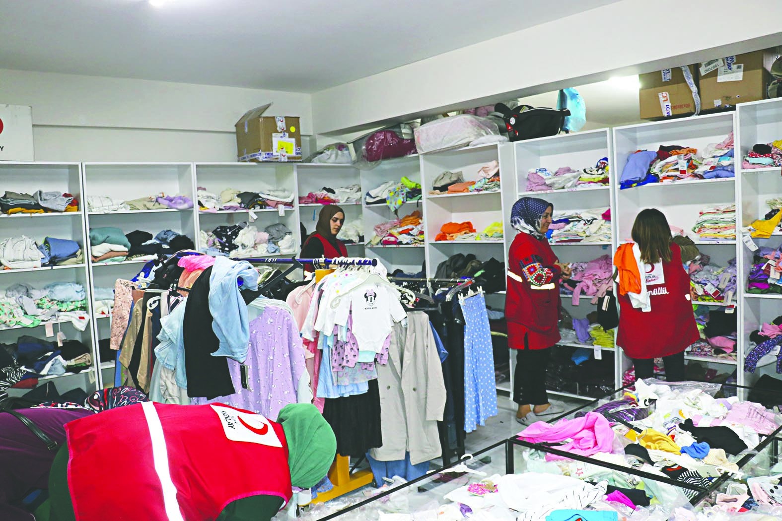 Bayramda 1500 miniğin yüzü Kızılay Butik ile güldü!