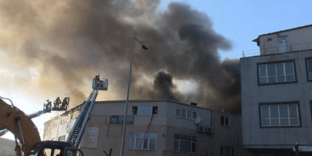 Bayrampaşa'da korkutan yangın! İtfaiye ekipleri müdahale ediyor