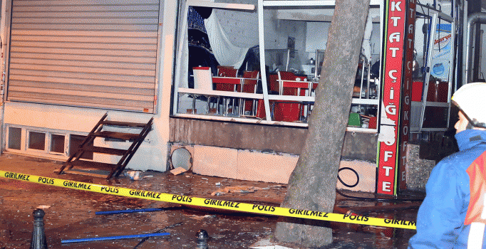 Bayrampaşa'da iş yerinde patlama