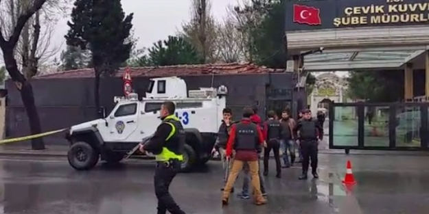 Bayrampaşa'da polise saldırı!