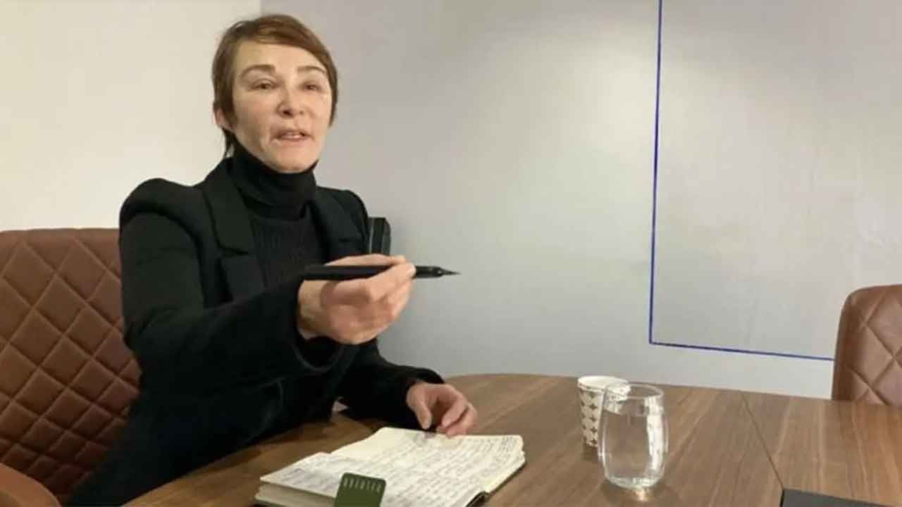 ‘Bazı eller ücretini alınca kalkıyormuş!’ Aslı Baykal’dan yolsuzluk çıkışı!