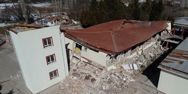 Bazı okulları güçlendirme de kurtaramadı