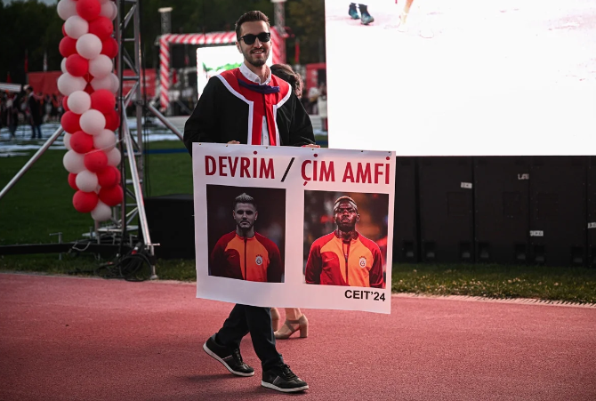 Bazıları müthiş, bazıları komik, bazıları rezil! ODTÜ’de dikkat çeken pankartlar