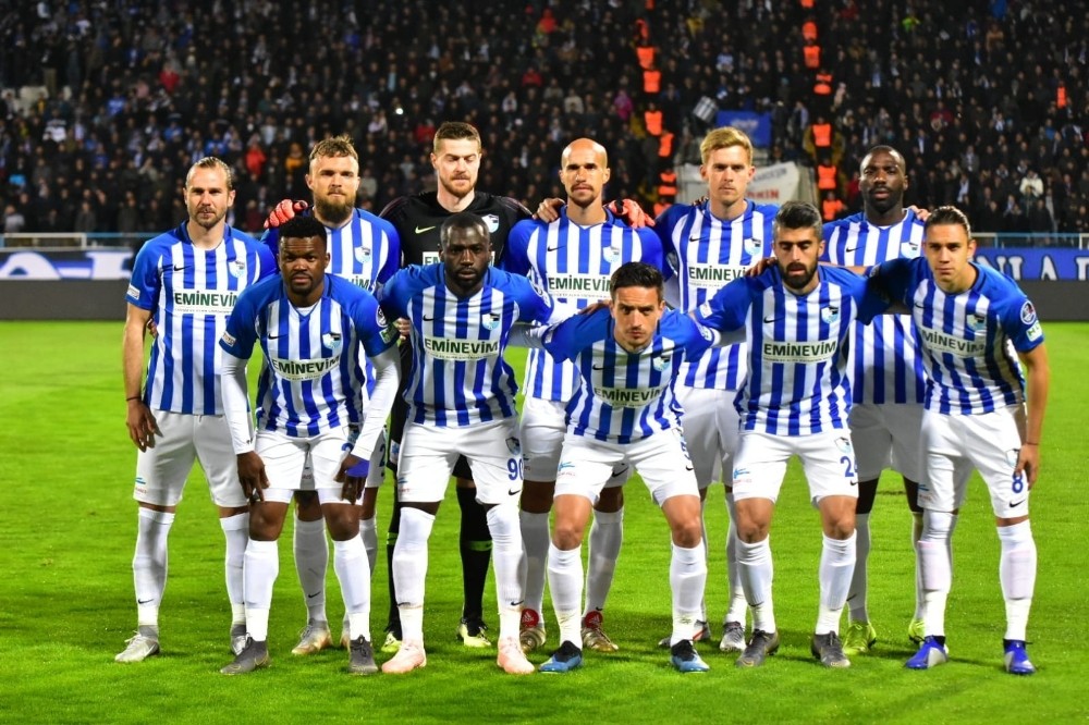BB Erzurumspor son 5 sezondur sezonun ilk maçlarını kazanamıyor 