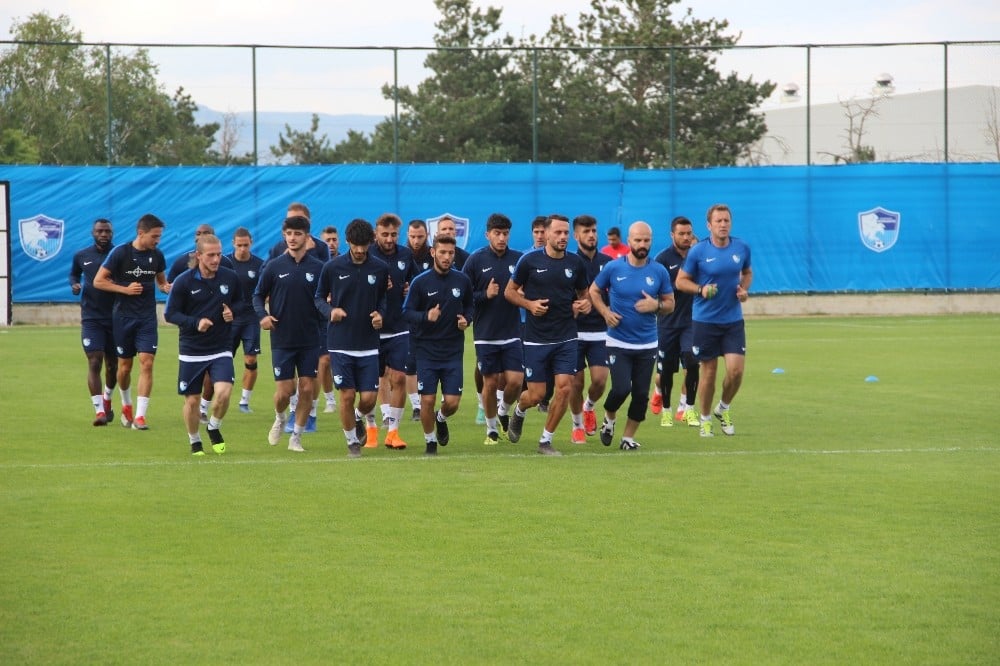 BB Erzurumspor’da sezon öncesi kamp çalışmaları hız kazandı 