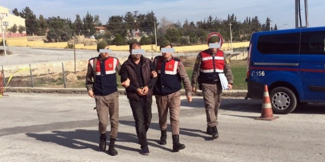 Cinayet zanlısı sahte kimlikle yakalandı