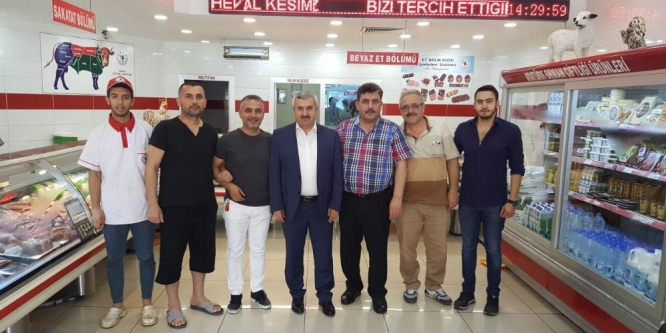 İsmail Baran esnaf ile bir araya geldi