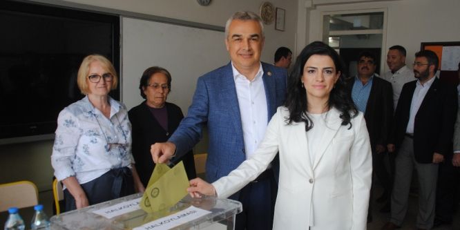 AK Parti’li Savaş oyunu kullandı