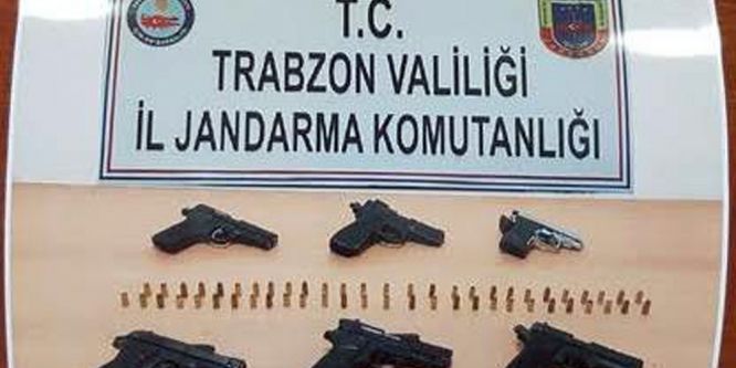 Silah kaçakçılarına operasyon