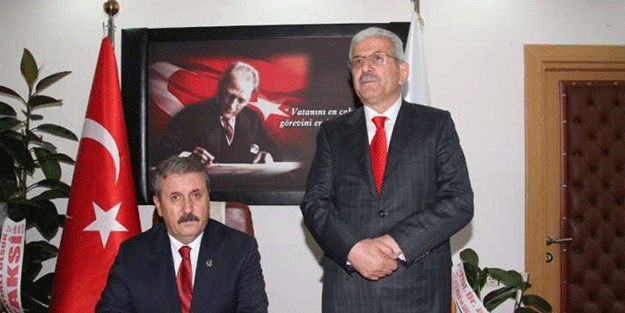 BBP'de sıcak gelişme! Belediye başkanlarının partiyle ilişiği kesildi