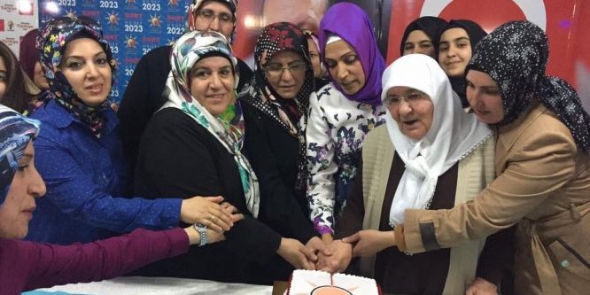 AK Partili kadınlar mevlit okuttu