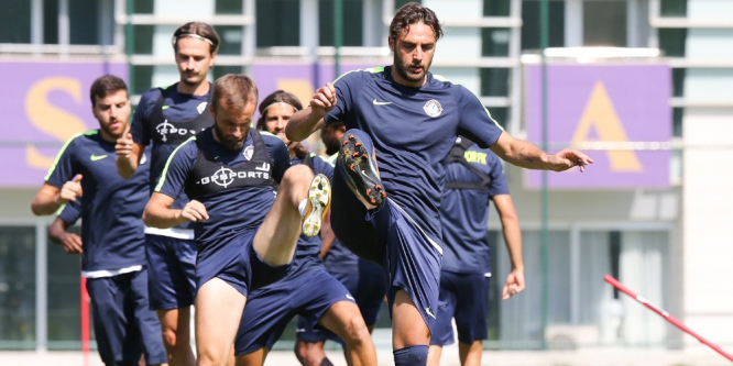 Osmanlıspor günü çift antrenmanla tamamladı