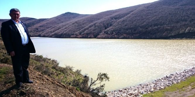 Yağmur çiftçinin yüzünü güldürdü