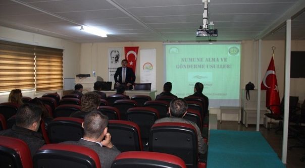 Tunceli’de veteriner ve çiftçilere seminer verildi