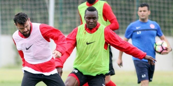 Antalyaspor, Bursaspor maçının provalarına başladı