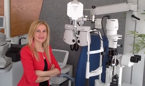 Göz kapak düşüklüğüne dikkat